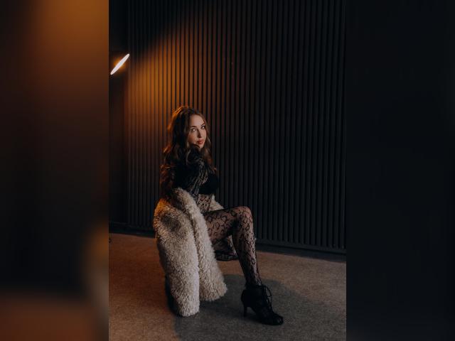 Welcome to cammodel profile for Nasstusya: Legs, feet & shoes