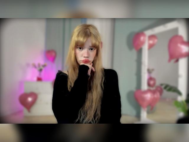 Welcome to cammodel profile for SweetMell: Latex & rubber