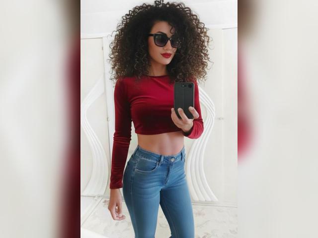 Welcome to cammodel profile for NoirEmpress333: Legs, feet & shoes