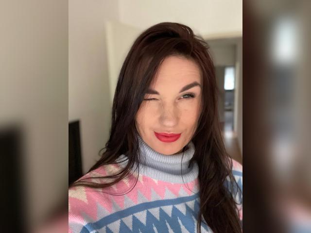 Why not cam2cam with HotyLuna: Lingerie & stockings