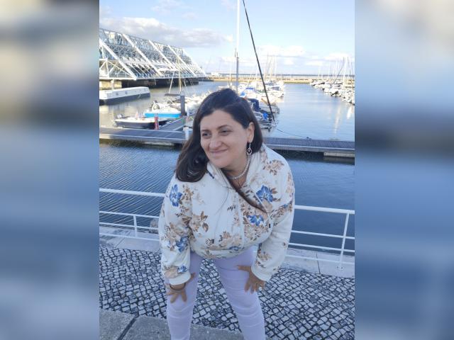 Welcome to cammodel profile for SophiaBliss: Role playing