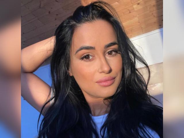 Why not cam2cam with DarcyeJane: Latex & rubber