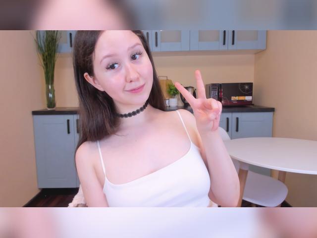 Welcome to cammodel profile for MonicaSway: Latex & rubber