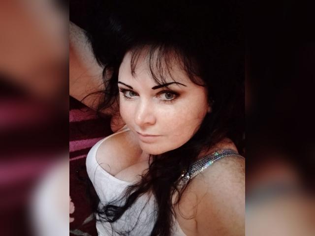 Adult chat with GoldenLady41