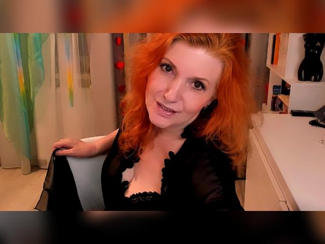 Welcome to cammodel profile for AlmazFireFoxOne: Leather