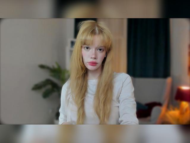 Adult chat with SweetMell: Legs, feet & shoes