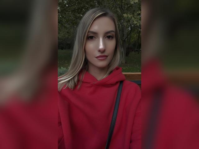 Welcome to cammodel profile for Roxanequinn: Dominatrix