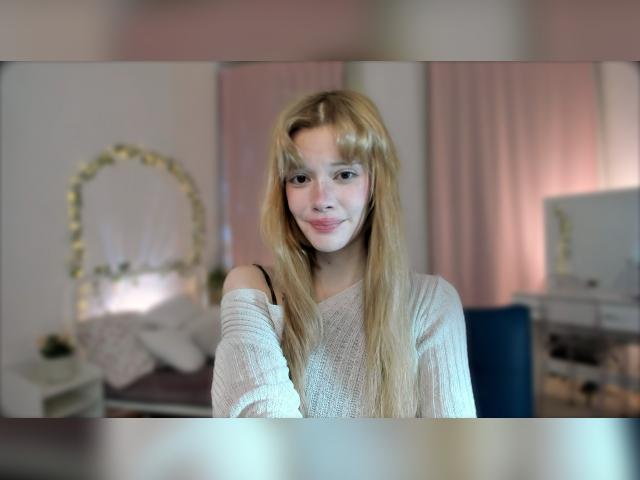 Welcome to cammodel profile for SweetMell: Latex & rubber