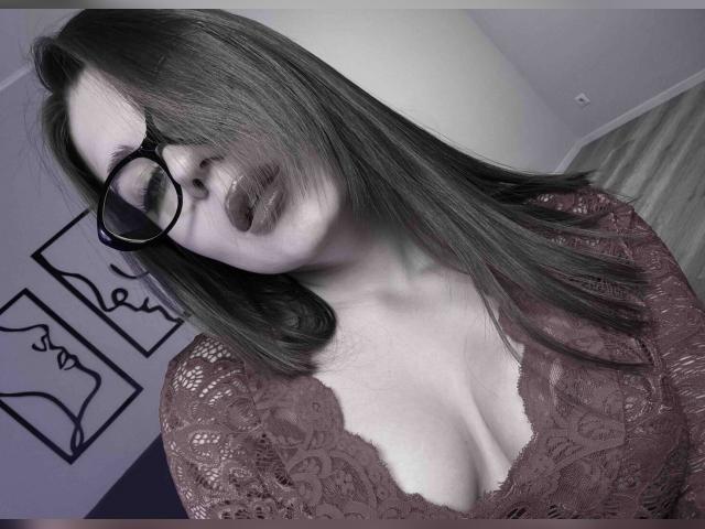 Welcome to cammodel profile for BelleLovely: Lingerie & stockings