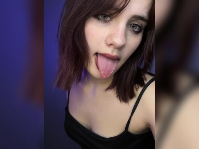 Welcome to cammodel profile for Radmehero