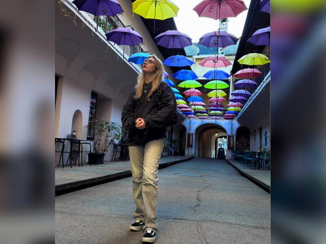 Why not cam2cam with KityAction: Travel