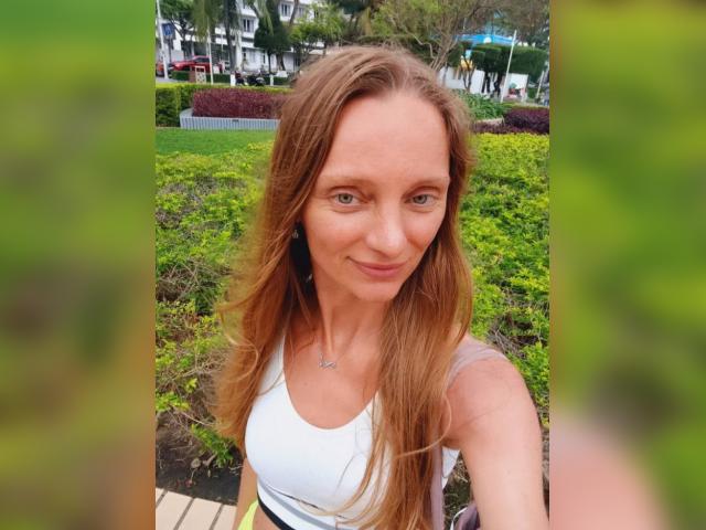 Adult chat with GoldenSmile1