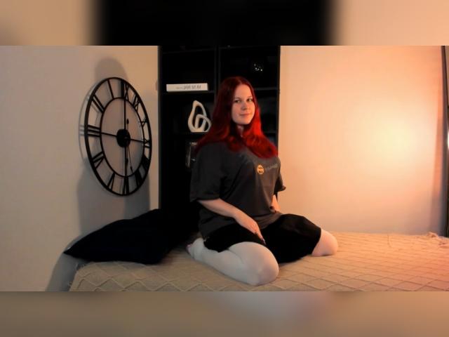 Why not cam2cam with DorothyDorr: Strip-tease