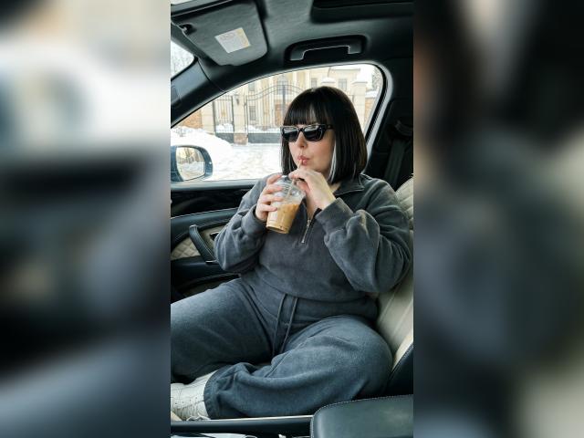 Welcome to cammodel profile for HeartSease: Nipple play