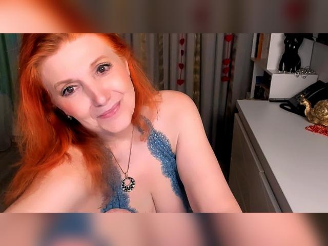 Welcome to cammodel profile for AlmazFireFoxOne: Leather