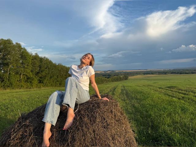 Adult chat with BlushGrl1