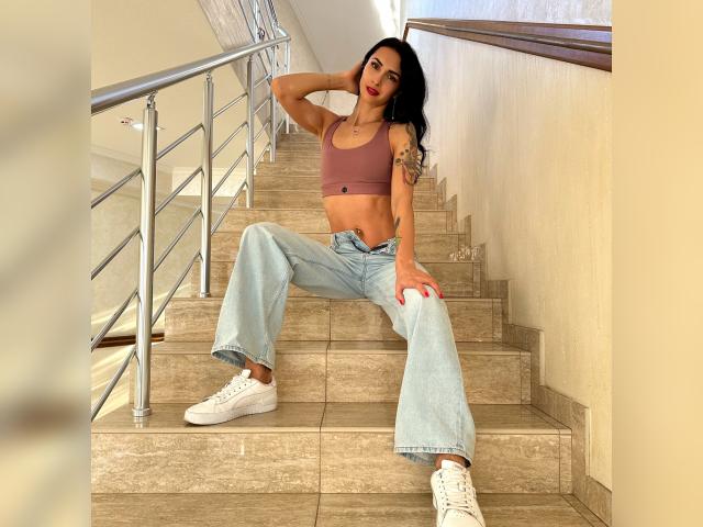 Why not cam2cam with FlavaLaguna