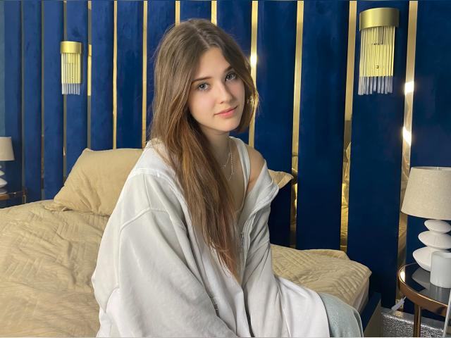 Explore your dreams with webcam model LoraS55: Ask about my other interests