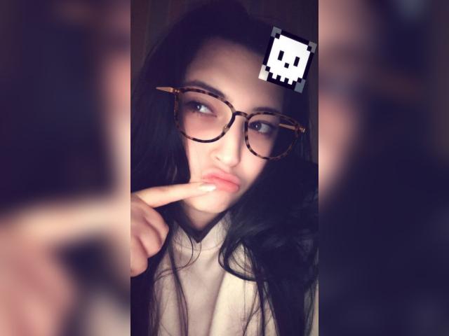 Welcome to cammodel profile for AurayaMuse