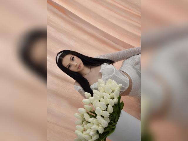 Adult chat with LolaSprinkle