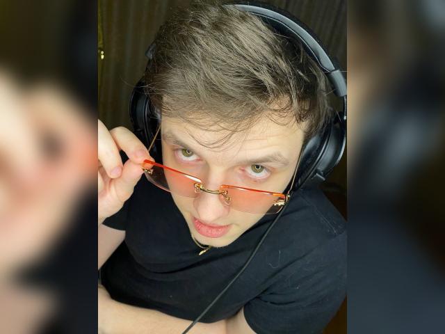 Connect with webcam model max698: Slaves