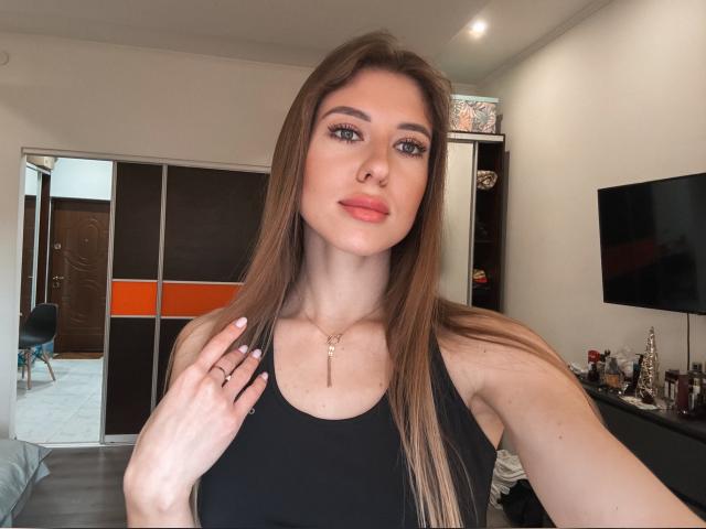 Welcome to cammodel profile for LadyInShadow: Travel