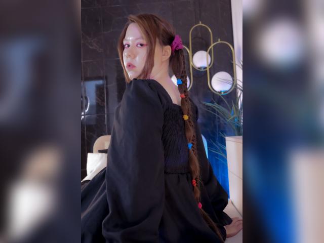 Why not cam2cam with VanessaAma: Strip-tease