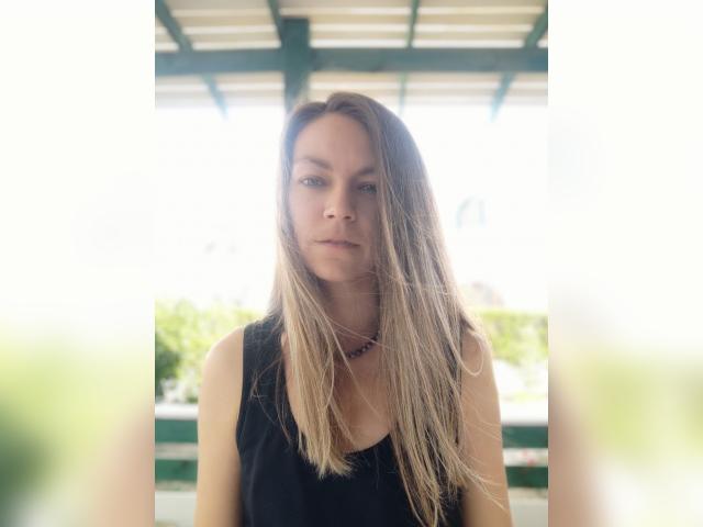 Adult chat with Lenarise