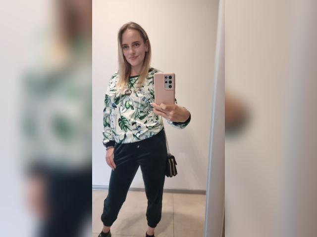 Adult chat with NaughtyGlow: Exercise