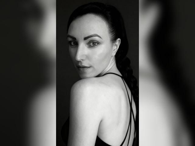 Welcome to cammodel profile for Lerra2154