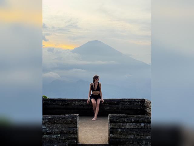 Why not cam2cam with darksi: Conversation