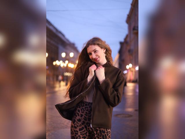 Adult chat with JaneBevy: Toys