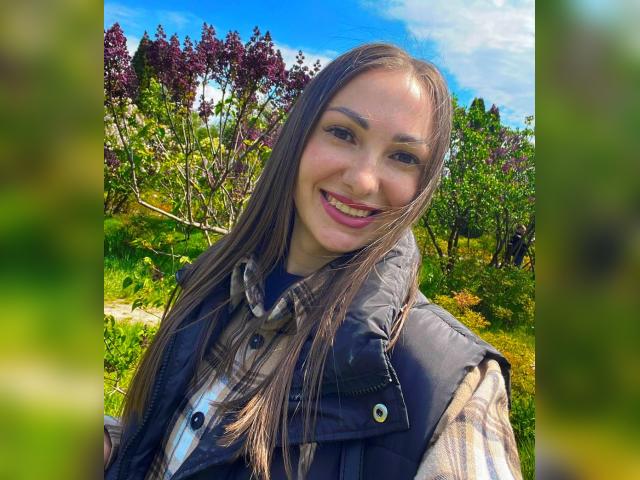 Welcome to cammodel profile for MiraeBell: Dancing