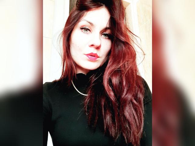 Welcome to cammodel profile for SoftLips53753: Humor