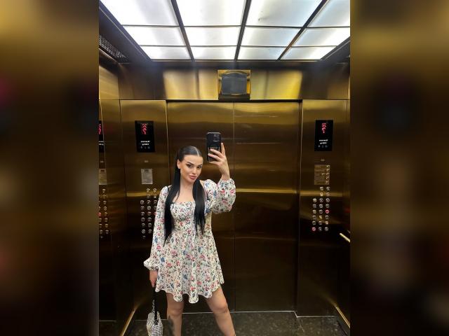 Welcome to cammodel profile for sweetbaby2006: Strip-tease