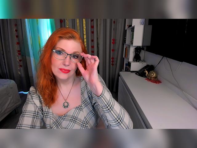 Welcome to cammodel profile for AlmazFireFoxOne: Leather