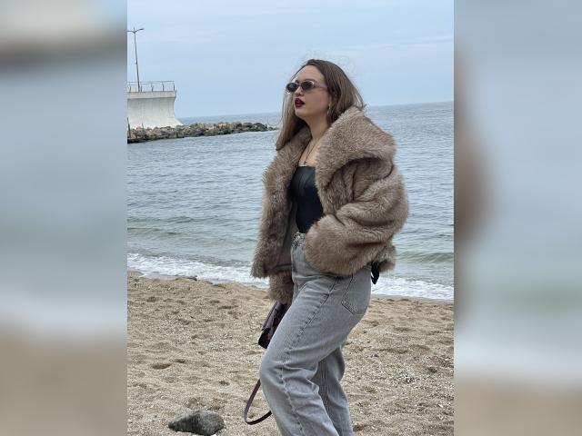 Why not cam2cam with JennyGo: Travel