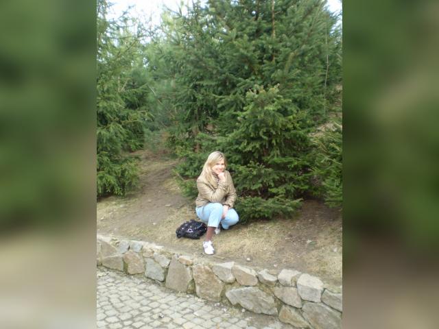 Adult chat with SunnyBlondie: Conversation