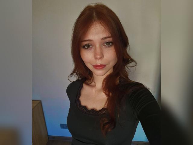 Adult chat with AriaBelisse: Travel