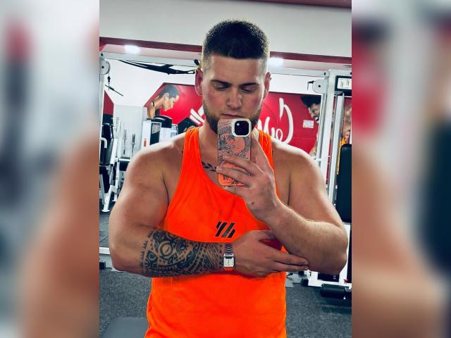 Explore your dreams with webcam model BigBoy772: Ask about my other activities