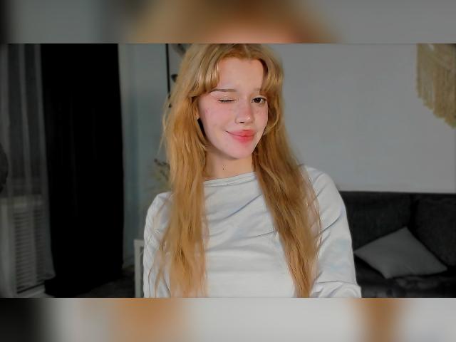 Welcome to cammodel profile for SweetMell: Latex & rubber