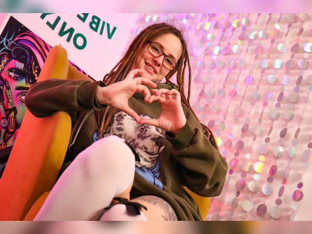 Adult chat with LisaFoxy: Outfits