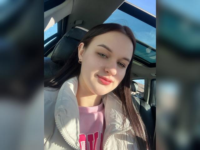 Adult chat with Lianakiss