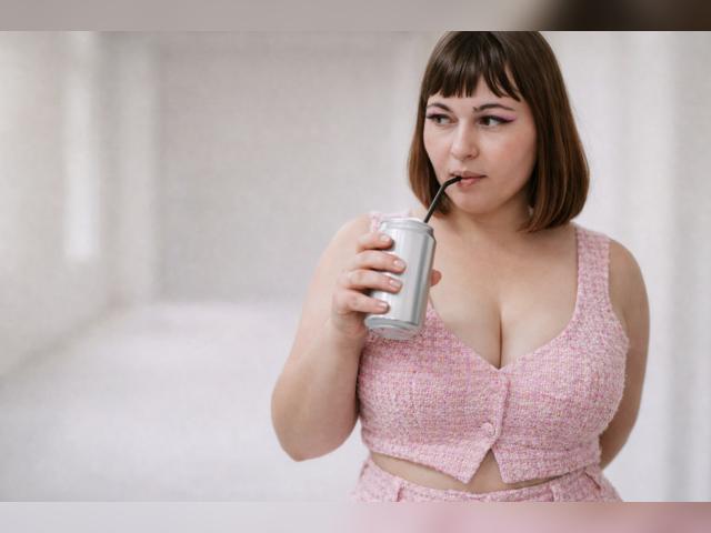 Connect with webcam model HoneyBunny: Ask about my Hobbies