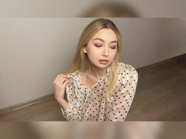 Welcome to cammodel profile for JanyLaski: Conversation