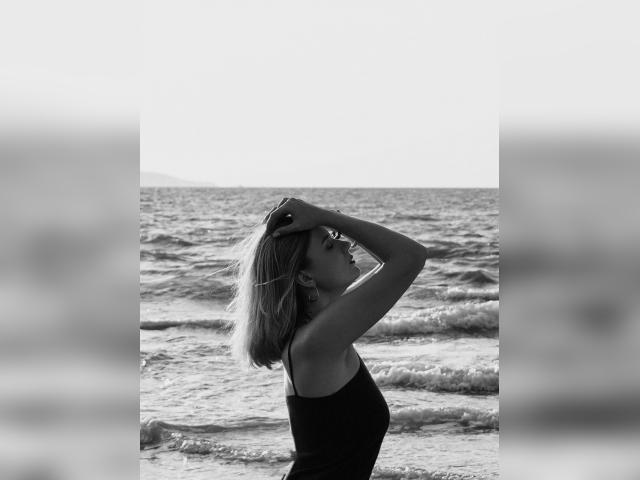 Welcome to cammodel profile for HotChocolatte: Lingerie & stockings