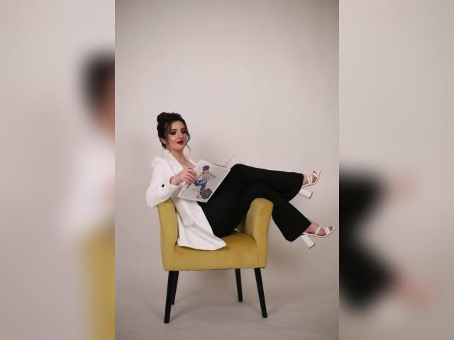 Welcome to cammodel profile for Yaasmina1