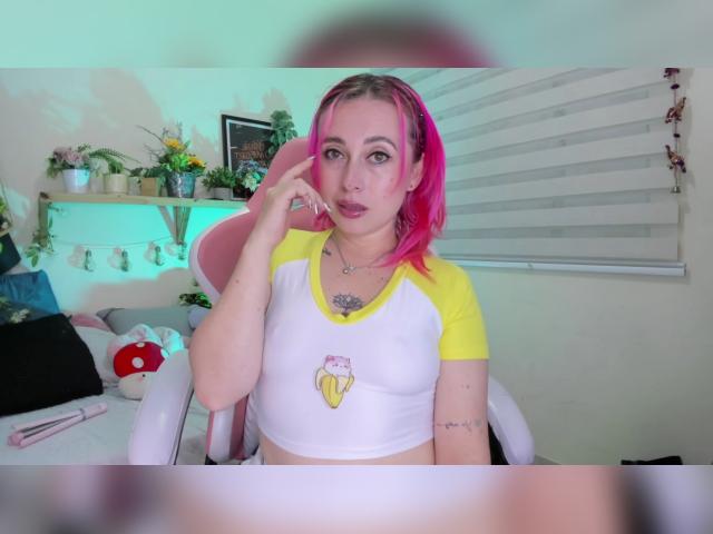 Adult chat with Misscharlot: Toys