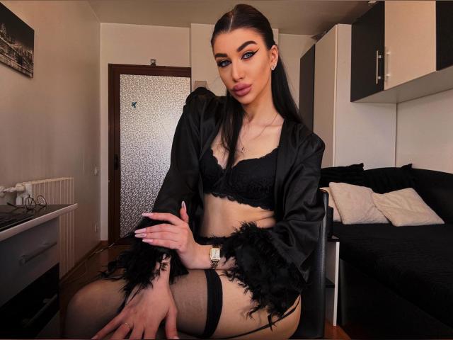 Welcome to cammodel profile for GoddessBlaze: Latex & rubber