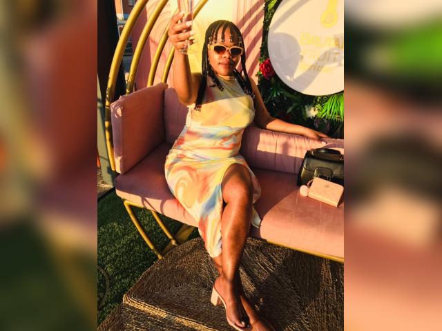 Welcome to cammodel profile for IamFussion: Latex & rubber